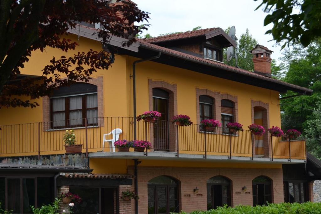 Bed and Breakfast Trattoria Vecchio Mulino Niella Tanaro Экстерьер фото